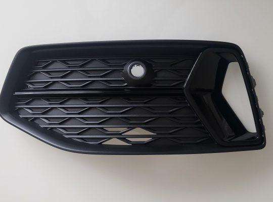 Audi A6 NEU! LUFTFUEHR-GITTER VL