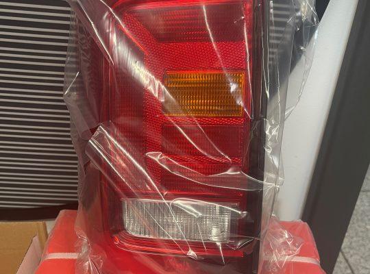 Schlussleuchte VW Volkswagen ORIGINAL NEU 2K1945096AB