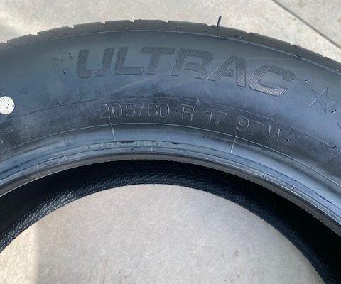 Vredestein Ultrac 205/60 R 17 W neuwertig