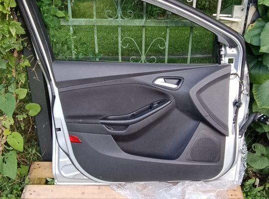 Ford Focus MK3 Fahrertür links polarsilber