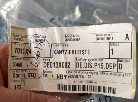 Neue Kantzierleiste Citroen Berlingo 7010X4