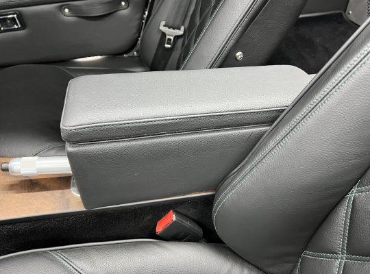Morgan CX Modelle – Praktische Klappbox für die Mittelkonsole