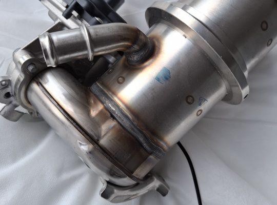 Verkaufe Original VW AGR Kühler “ NEU “ und unbenützt.