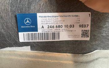 REAR FLOOR MERCEDES A Klasse (A180) Teppich