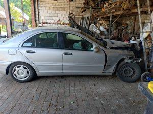 Schlachte einen Mercedes W203 c180, Ersatzteile, Autoteile