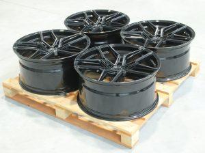 SET-CVR#132 Concaver CVR5 22×10,5 ET19 5×112 Felgenset