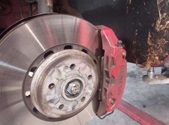 Bremsbeläge für den Genesis GV70 vorne