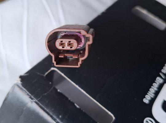 Verkaufe Original VW AGR Kühler “ NEU “ und unbenützt.