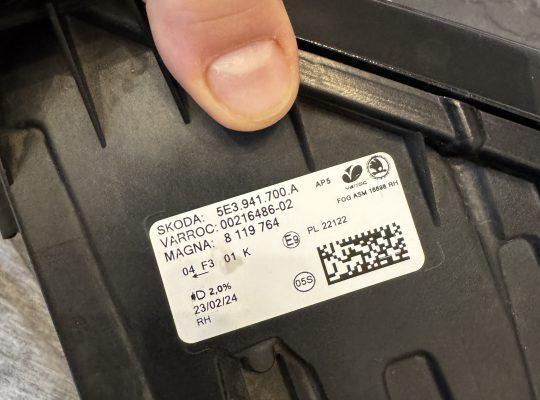 Škoda Octavia RS 5E LED Scheinwerfer rechts Original VW AG 992941572CJ 2020